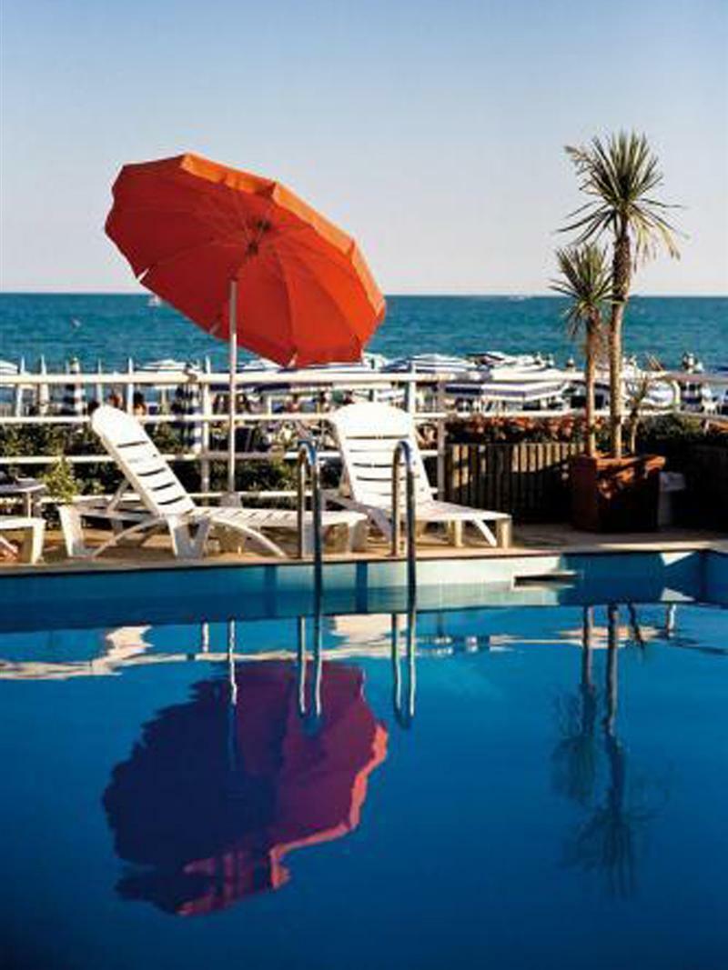 Hotel Astor Лидо ди Йезоло Екстериор снимка