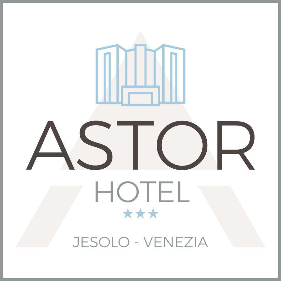 Hotel Astor Лидо ди Йезоло Екстериор снимка